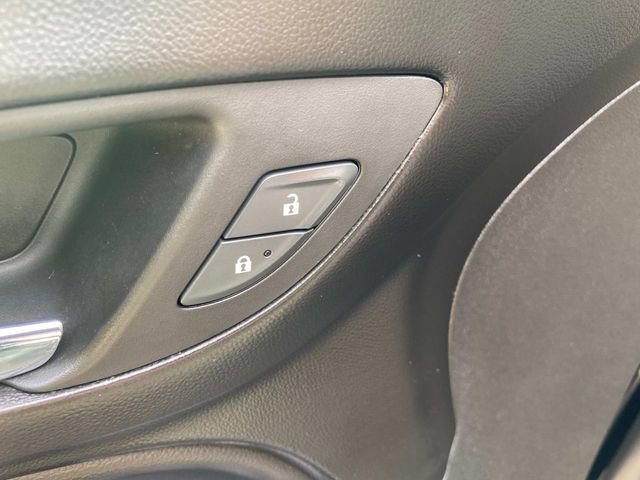 Used 2019 Chevrolet Equinox LT FWD image 14