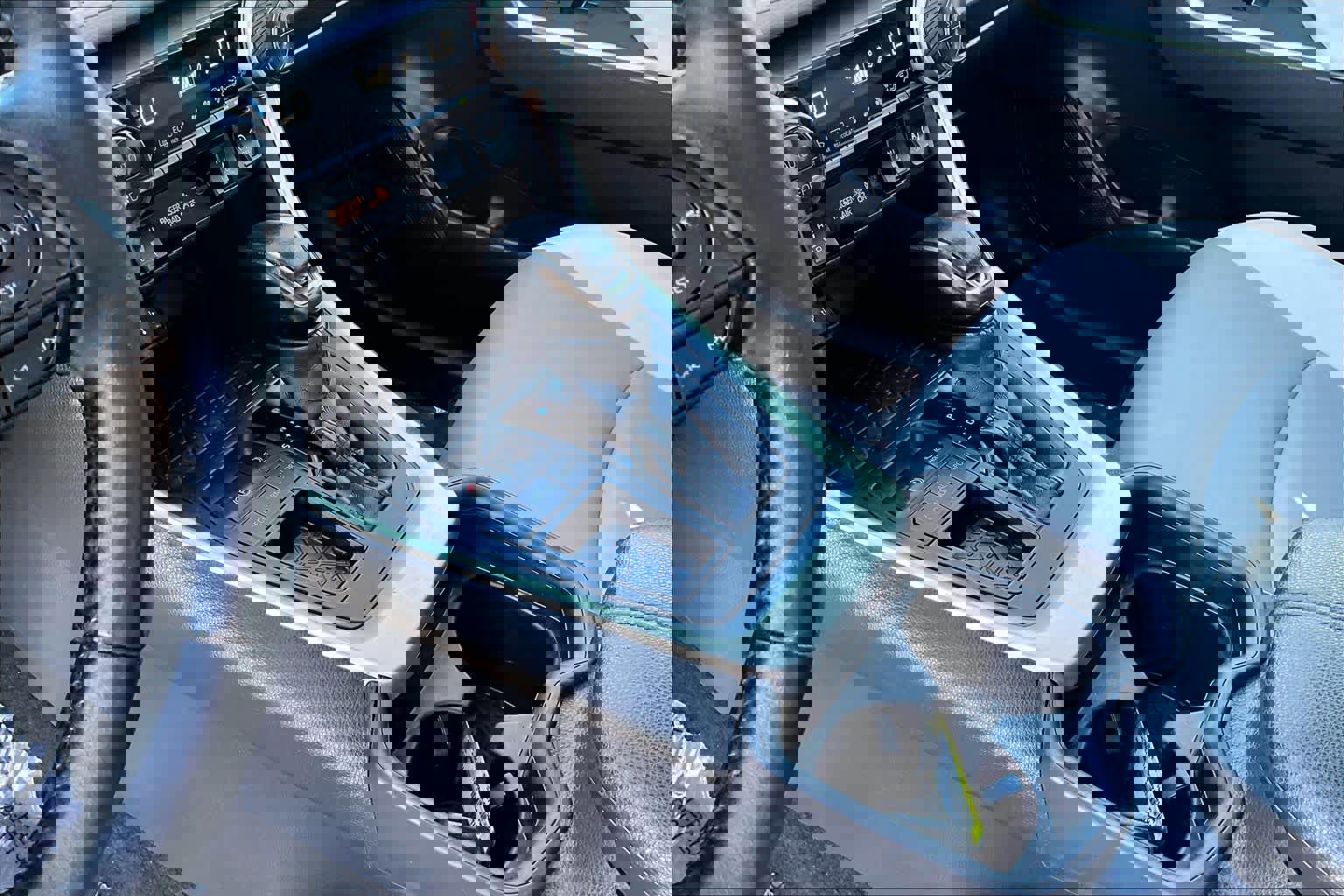 Used 2021 Toyota RAV4 XLE Premium FWD image 16