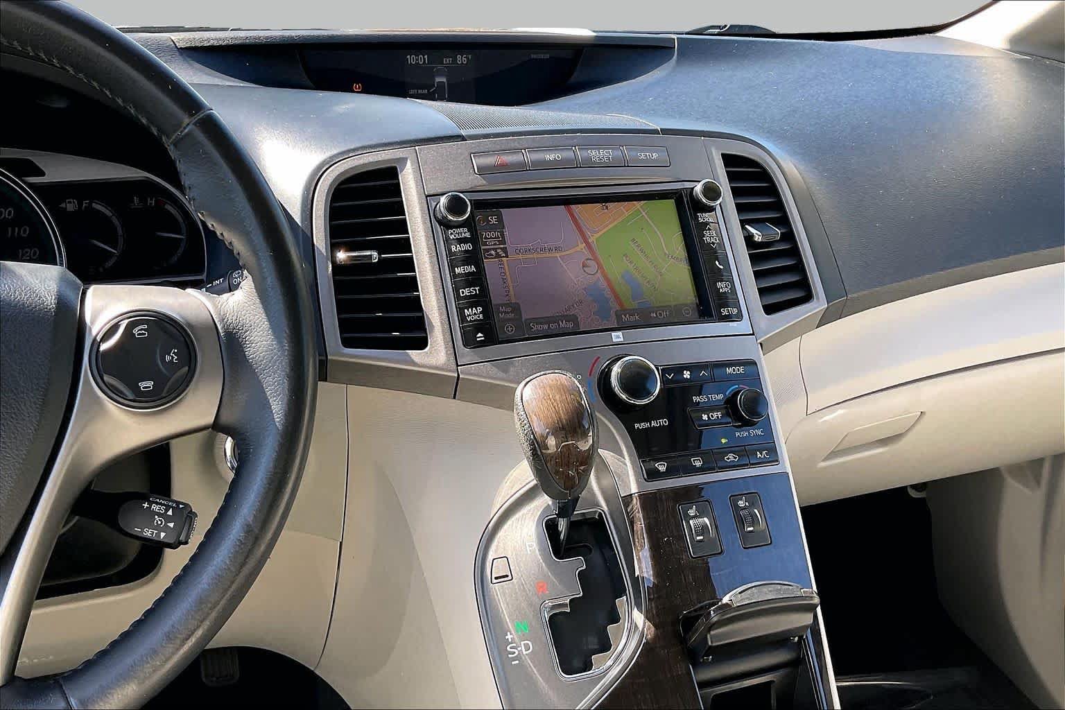 Used 2013 Toyota Venza Limited w/ Tow Prep Pkg AWD/4WD image 6