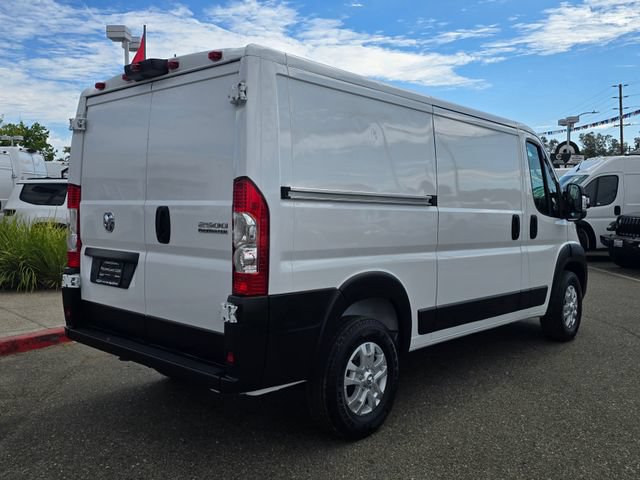Used 2025 RAM ProMaster 2500 w/ Quick Order Package 22G SLT FWD image 4
