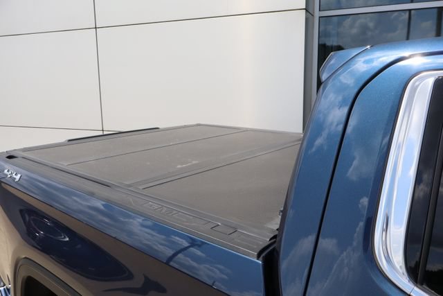 Used 2019 GMC Sierra 1500 SLT w/ SLT Premium Plus Package AWD/4WD image 10
