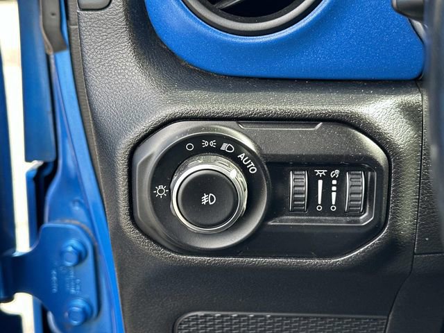 Certified 2022 Jeep Wrangler Unlimited Sport w/ Sun And Sound Package AWD/4WD image 25