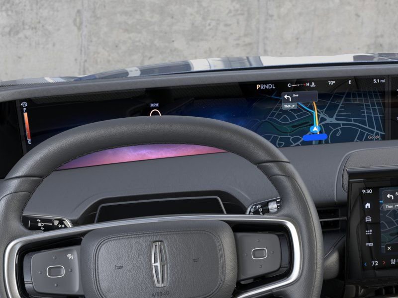 New 2026 Lincoln Nautilus Premier AWD/4WD image 13