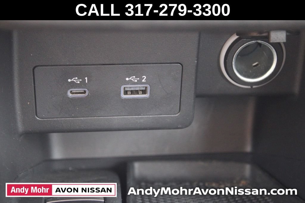 Used 2022 Nissan Kicks SR FWD image 37