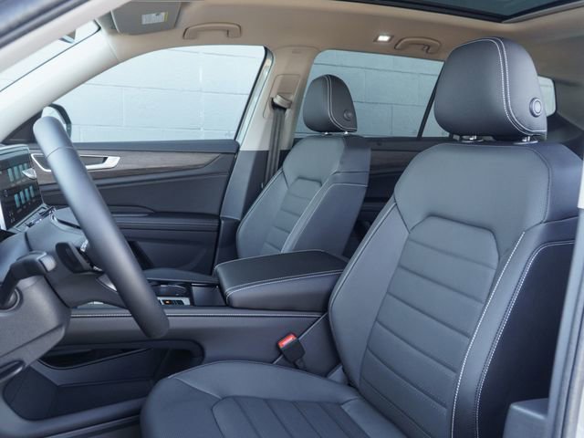 New 2026 Volkswagen Atlas SEL image 8