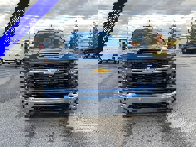 New 2026 Chevrolet Silverado 2500 LT w/ All Star Edition image 9