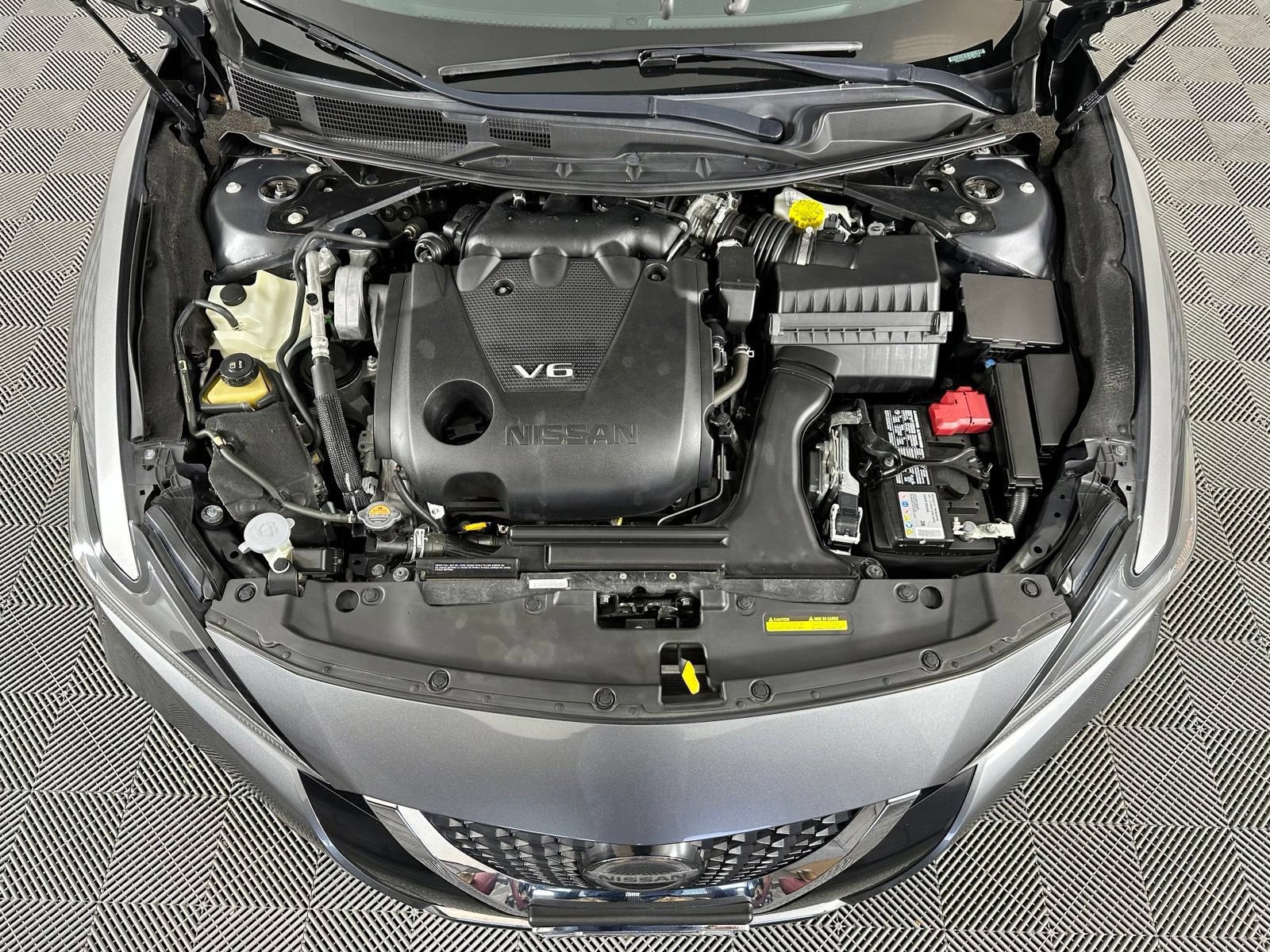 Used 2022 Nissan Maxima SV w/ Floor Mat Group FWD image 19