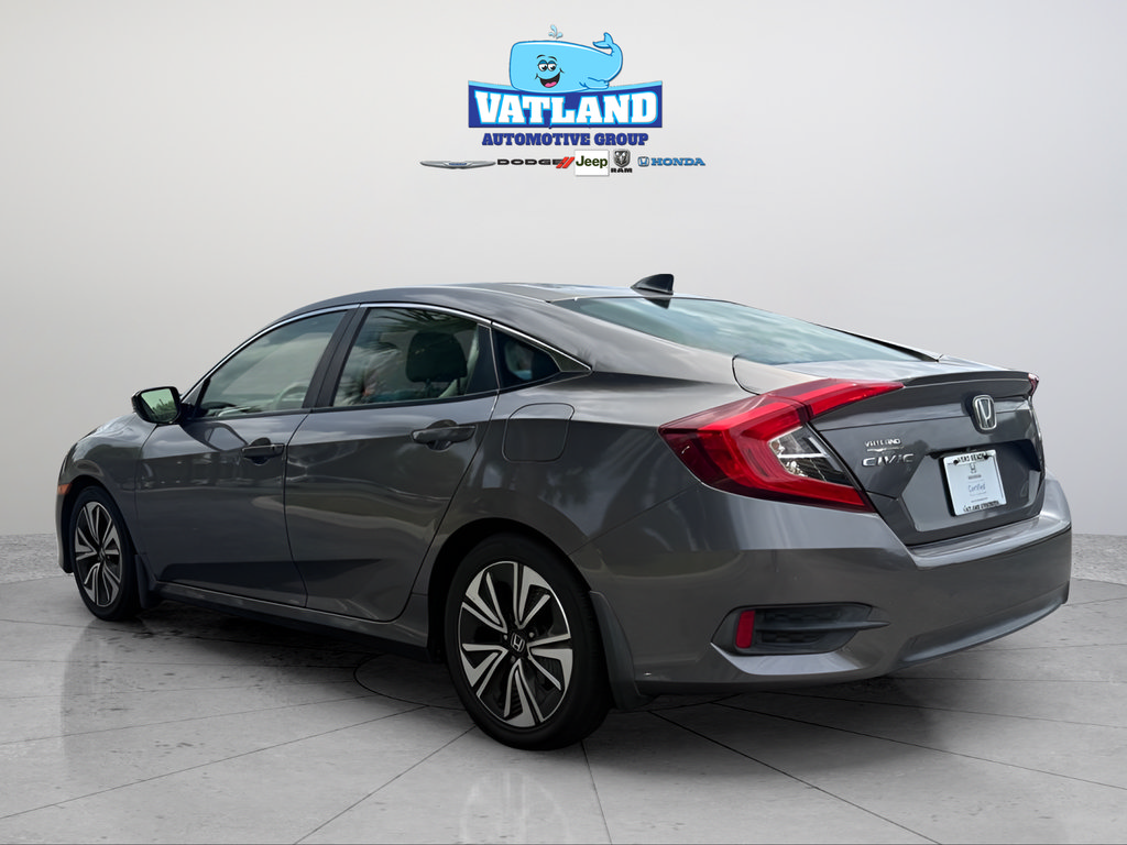Certified 2018 Honda Civic EX-T image 3