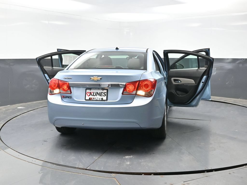 Used 2012 Chevrolet Cruze LS FWD image 53