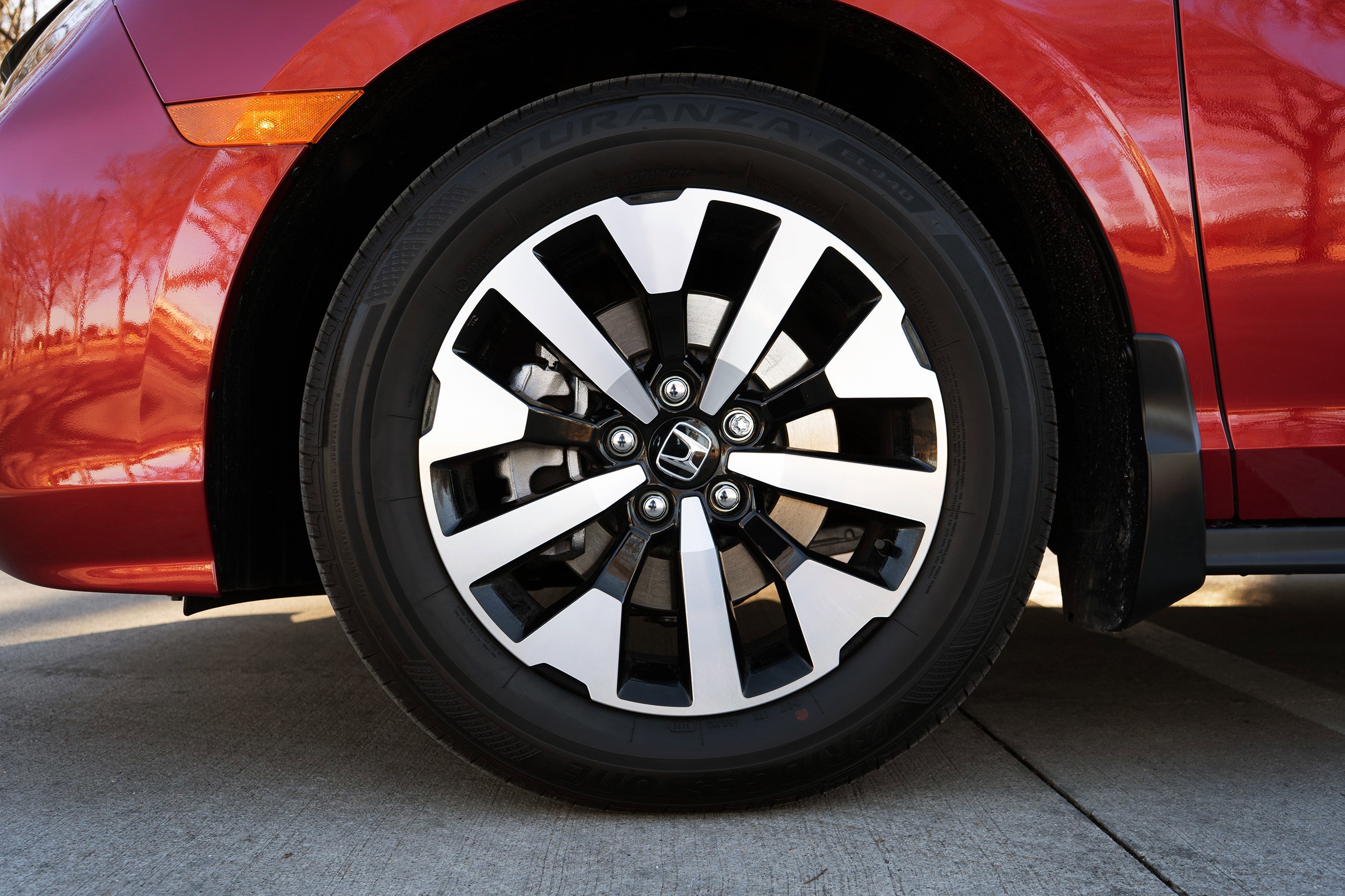 Certified 2026 Honda Odyssey EX-L image 14