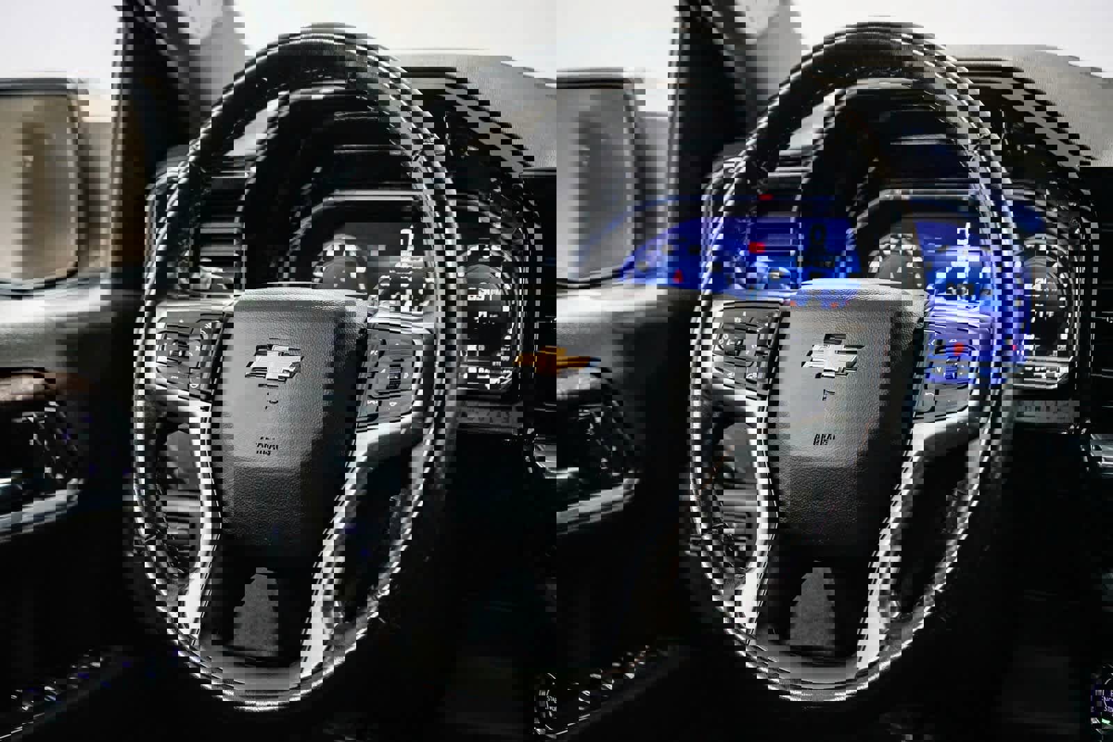 Used 2022 Chevrolet Silverado 1500 LTZ image 14