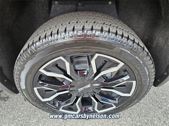 New 2025 GMC Sierra EV Denali image 9