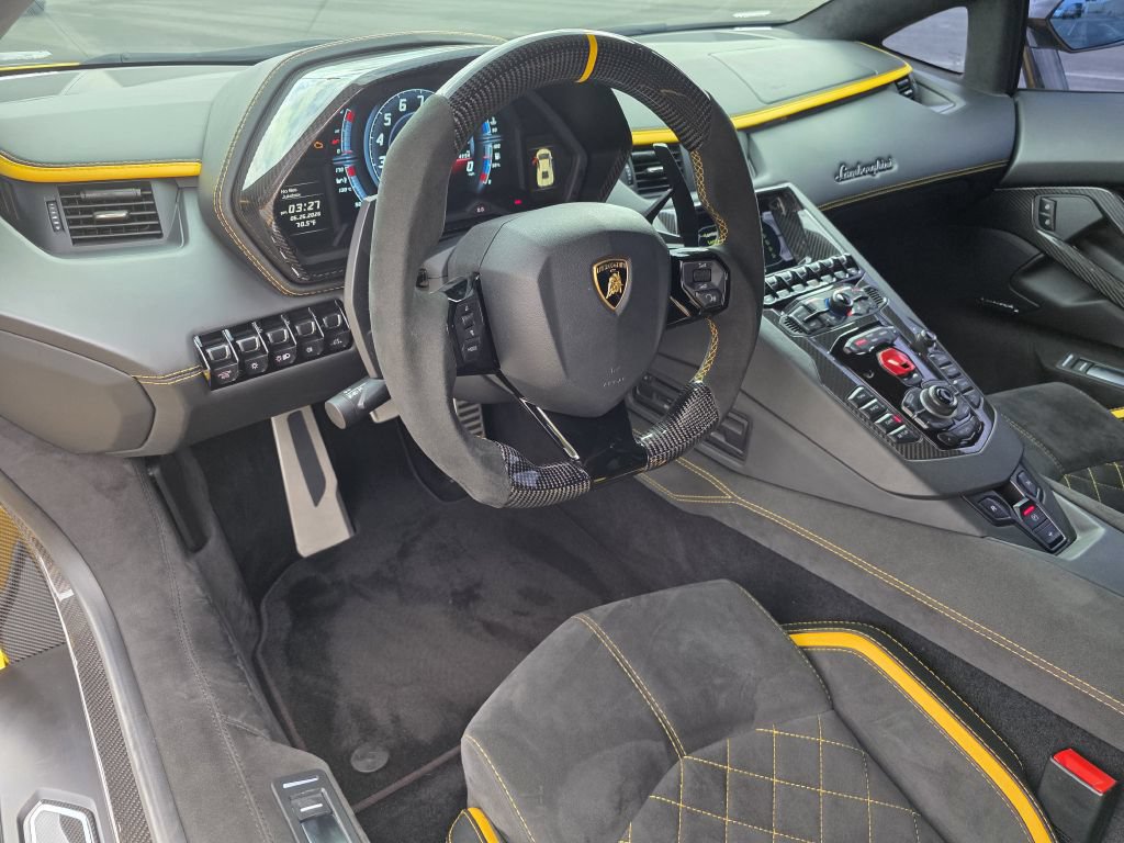 Used 2018 Lamborghini Aventador S AWD/4WD image 41