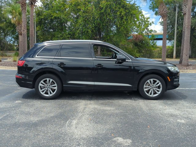 Used 2018 Audi Q7 3.0T Premium Plus w/ Premium Plus Package AWD/4WD image 4