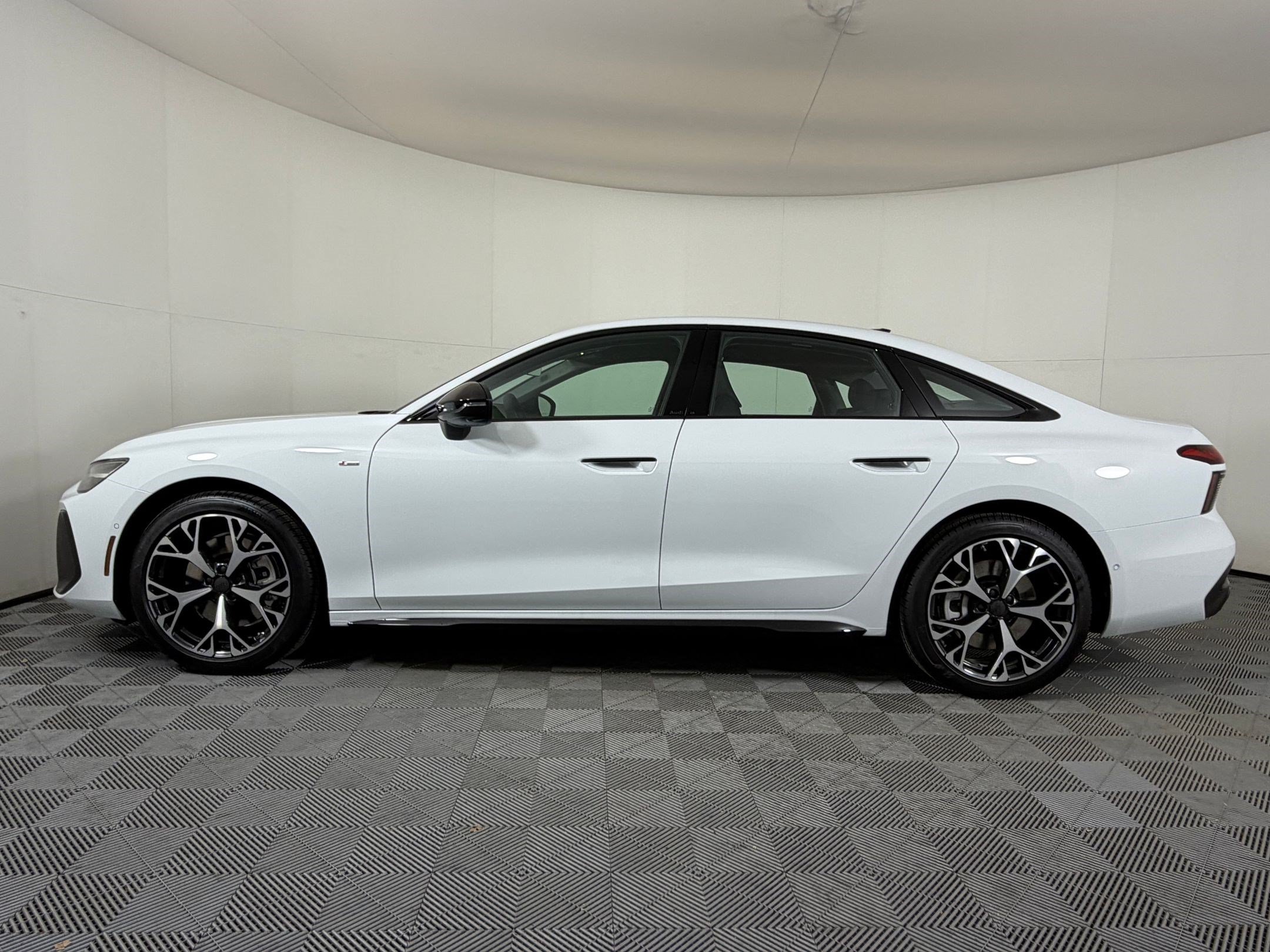New 2026 Audi A6 Premium Plus AWD/4WD image 2