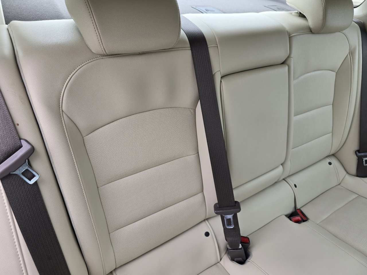 Used 2020 Chevrolet Malibu Premier FWD image 21