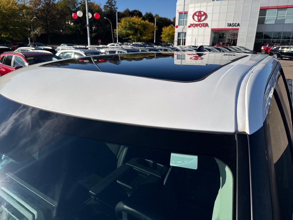 Used 2024 Toyota Tundra Limited w/ TRD Off-Road Package AWD/4WD image 47