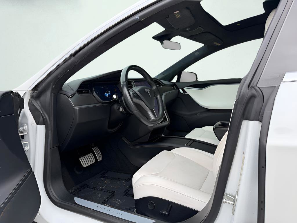 Used 2019 Tesla Model S Performance image 18