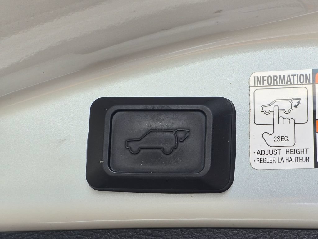 Used 2017 Toyota RAV4 Limited w/ All Weather Liner Package AWD/4WD image 22