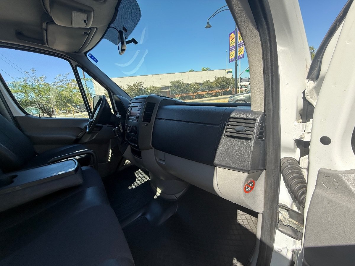 Used 2014 Freightliner Sprinter 3500 w/ Front Bench Seat Package RWD image 14