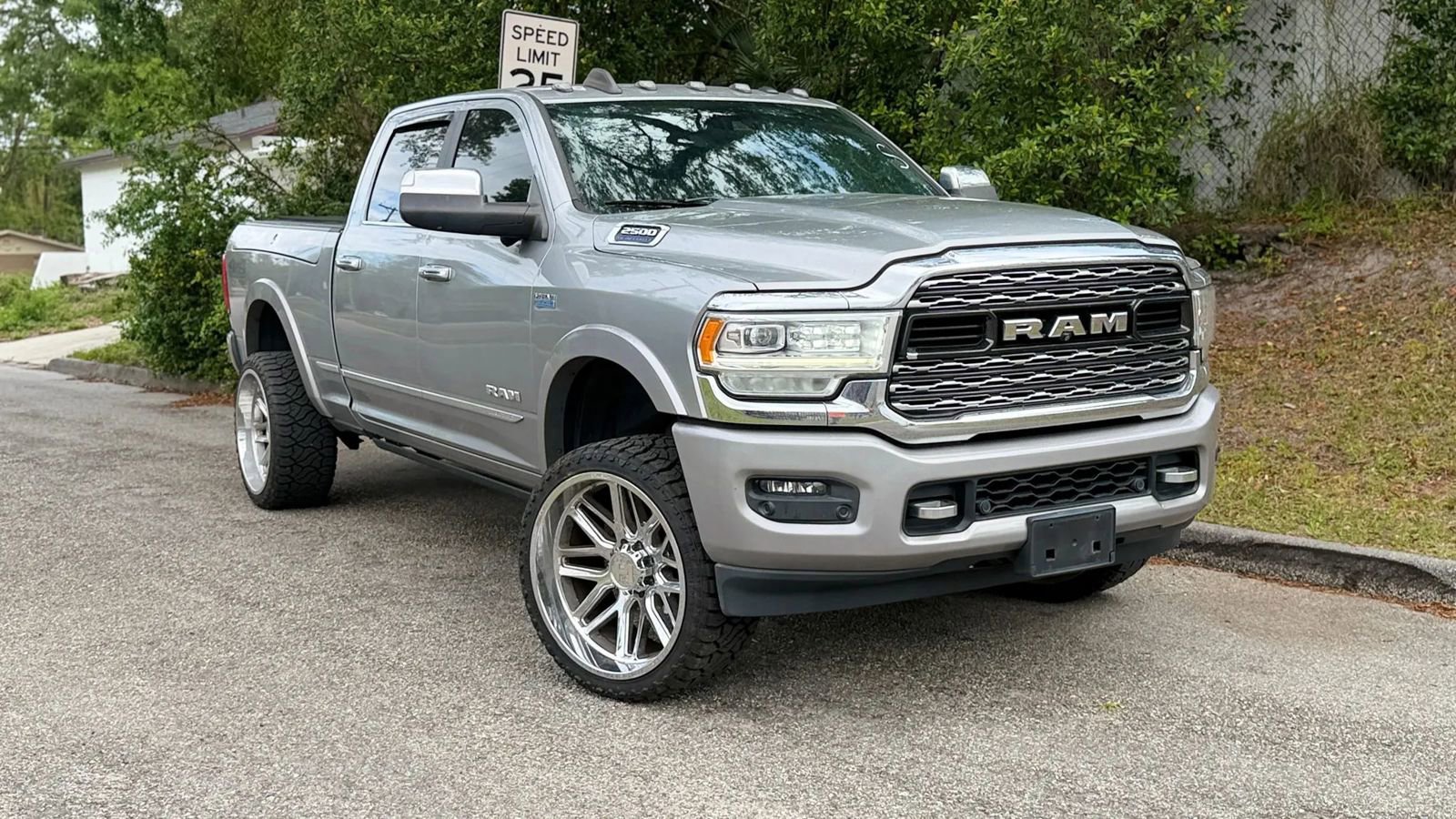 Used 2019 RAM 2500 Limited image 29