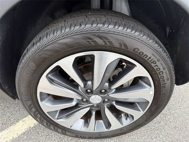 Used 2022 Buick Encore Preferred w/ Safety Package image 19