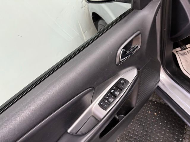 Used 2017 Dodge Journey SE image 22