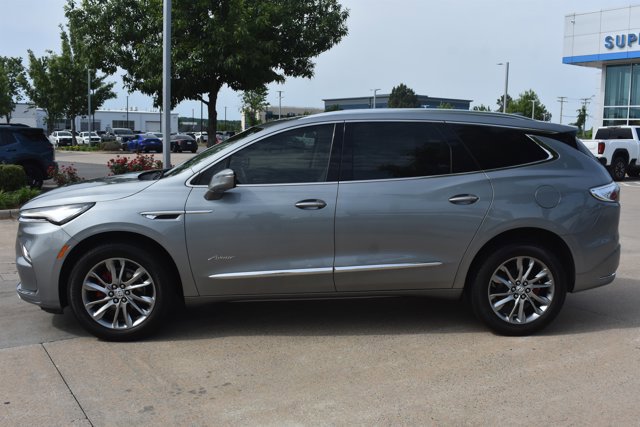 Used 2023 Buick Enclave Avenir w/ Avenir Technology Package FWD image 10