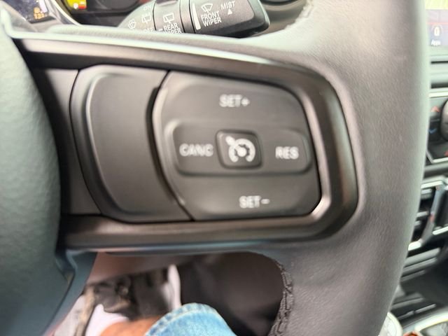 Certified 2023 Jeep Wrangler Unlimited w/ Cold Weather Group AWD/4WD image 23