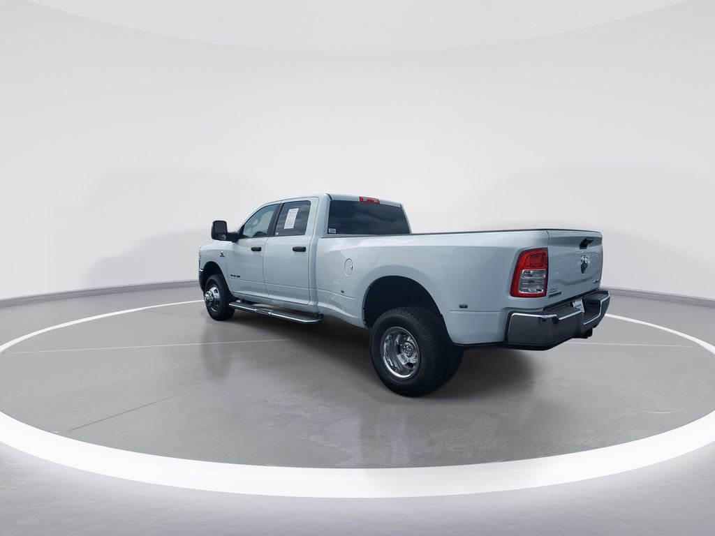 Used 2023 RAM 3500 Big Horn w/ Level 1 Equipment Group AWD/4WD image 6