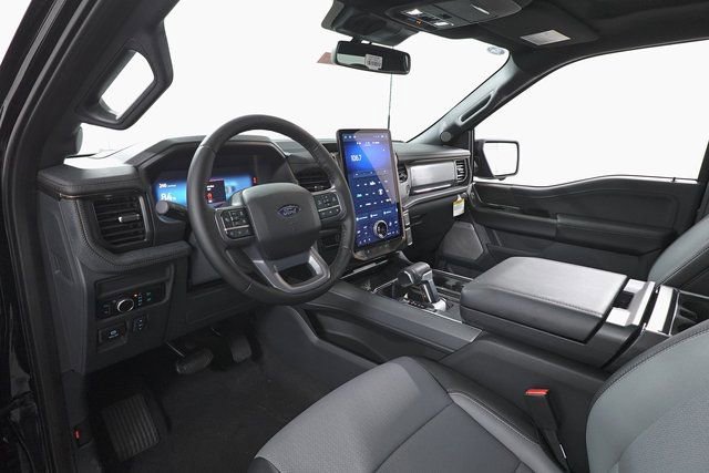 New 2025 Ford F150 Lightning Lariat image 14