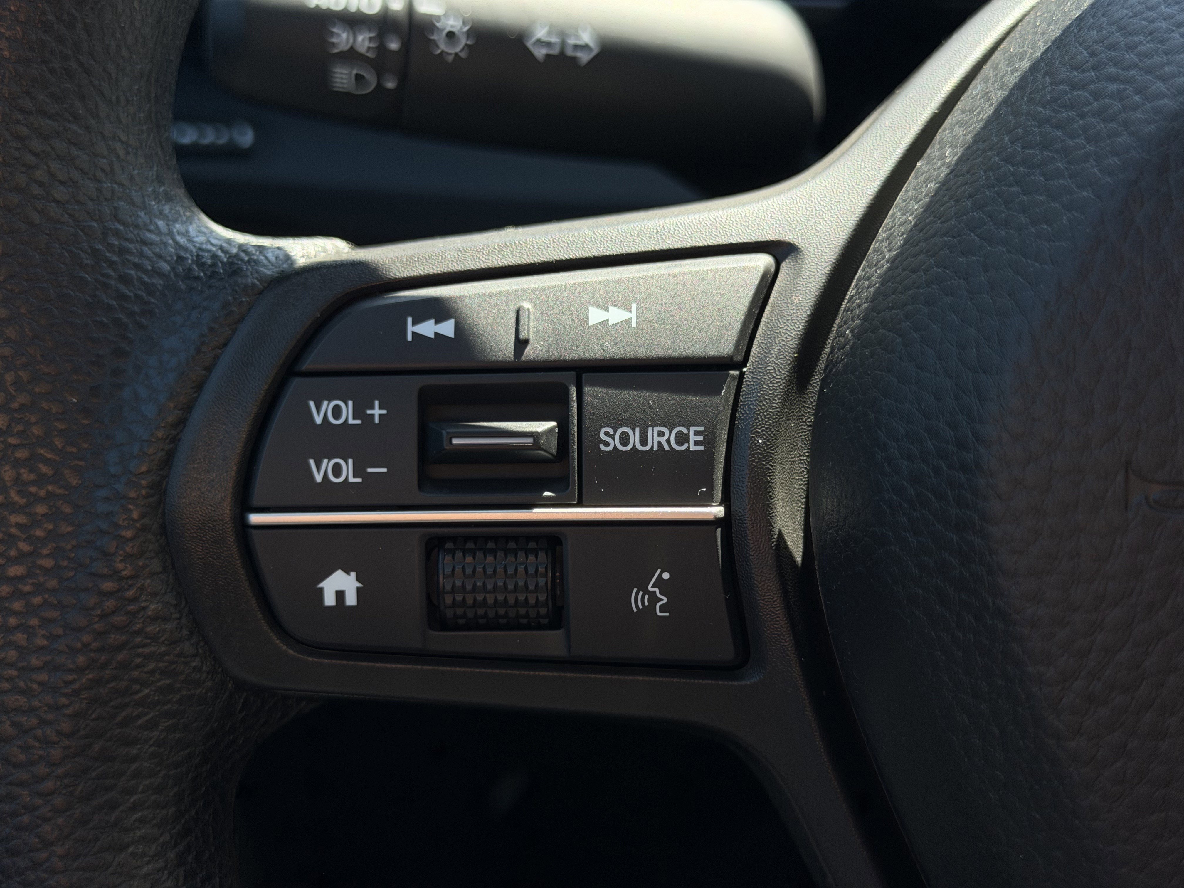 Used 2023 Honda CR-V EX image 21