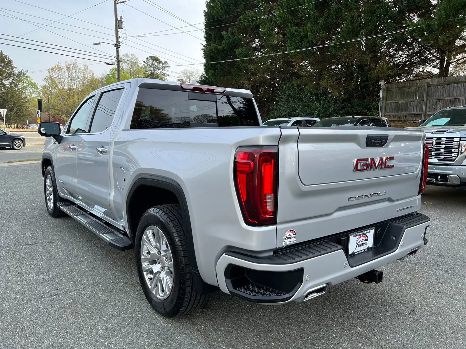 Used 2022 GMC Sierra 1500 Denali image 6
