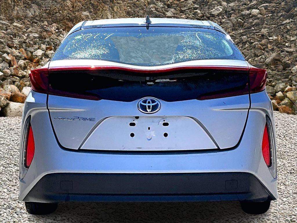 Used 2017 Toyota Prius Prime Plus image 4