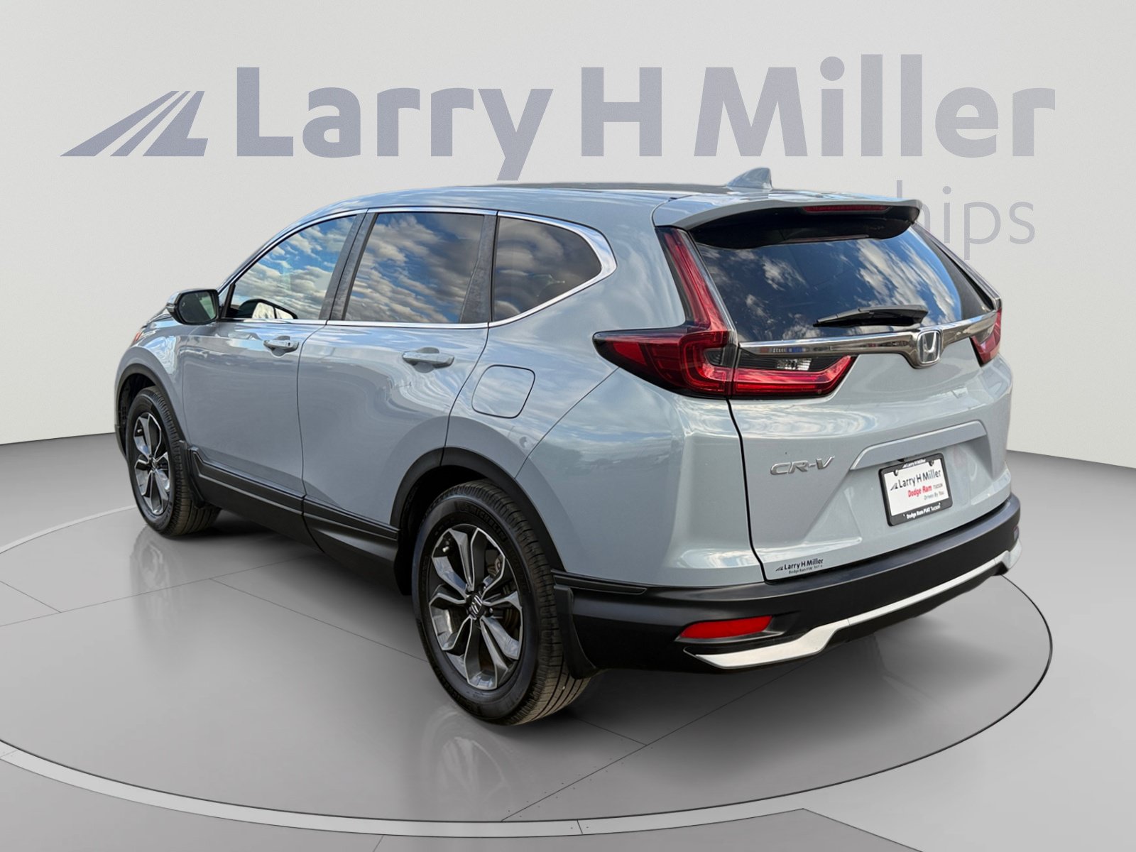 Used 2021 Honda CR-V EX image 3