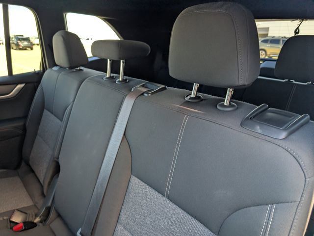 Used 2025 GMC Acadia Elevation image 26