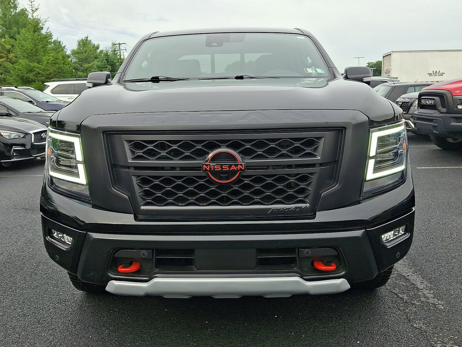 Certified 2024 Nissan Titan PRO-4X w/ Pro-4x Convenience Package AWD/4WD image 3