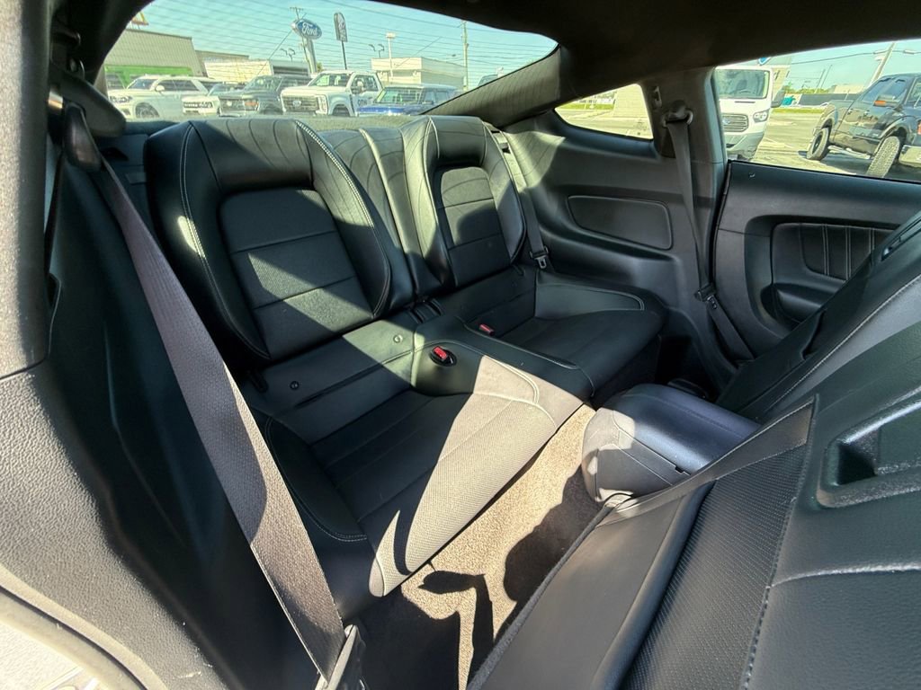 Used 2017 Ford Mustang Premium RWD image 27
