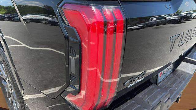 Used 2023 Toyota Tundra Platinum AWD/4WD image 29