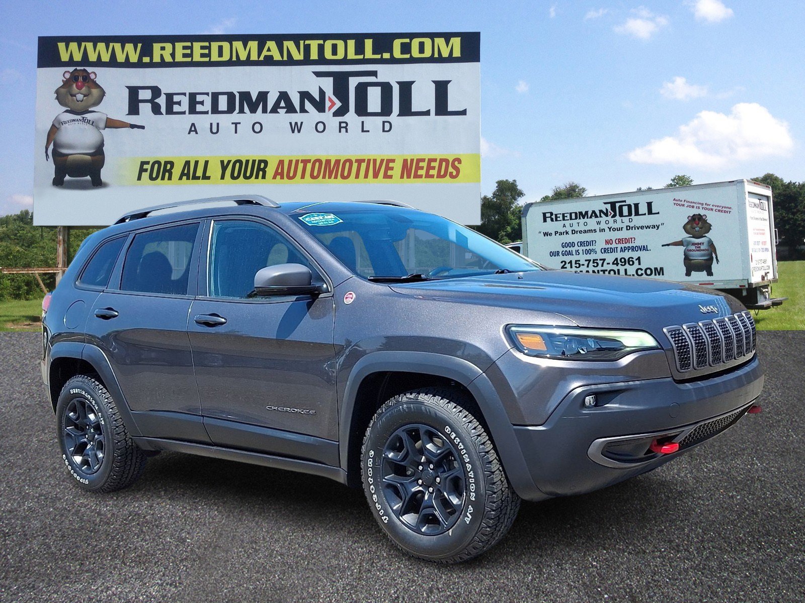 Used 2020 Jeep Cherokee Trailhawk w/ Cold Weather Group AWD/4WD image 1