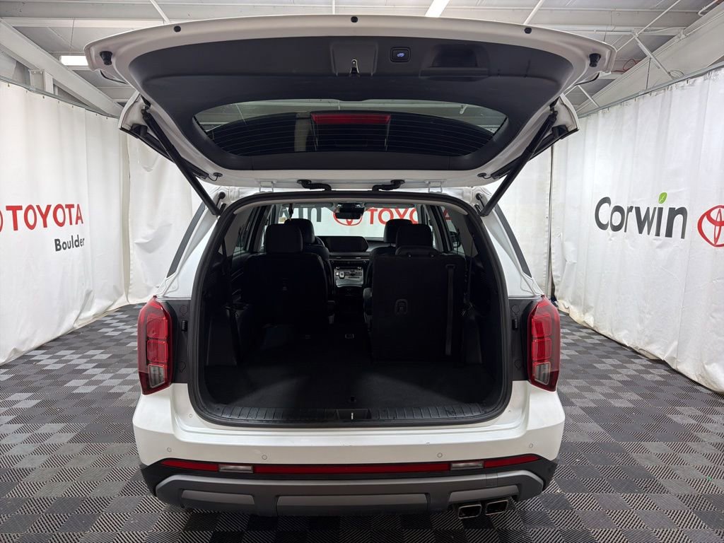 Used 2025 Hyundai Palisade SEL image 17