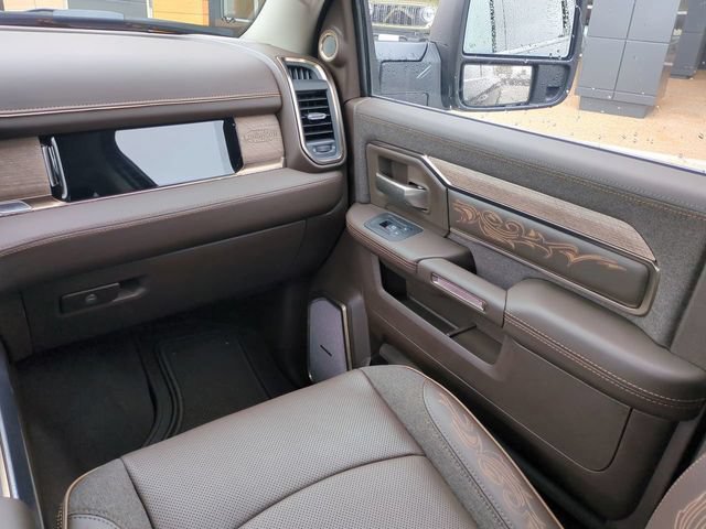 New 2026 RAM 2500 Limited AWD/4WD image 17