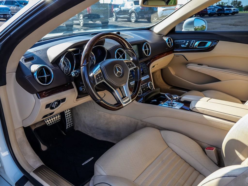 Used 2015 Mercedes-Benz SL 400 image 28