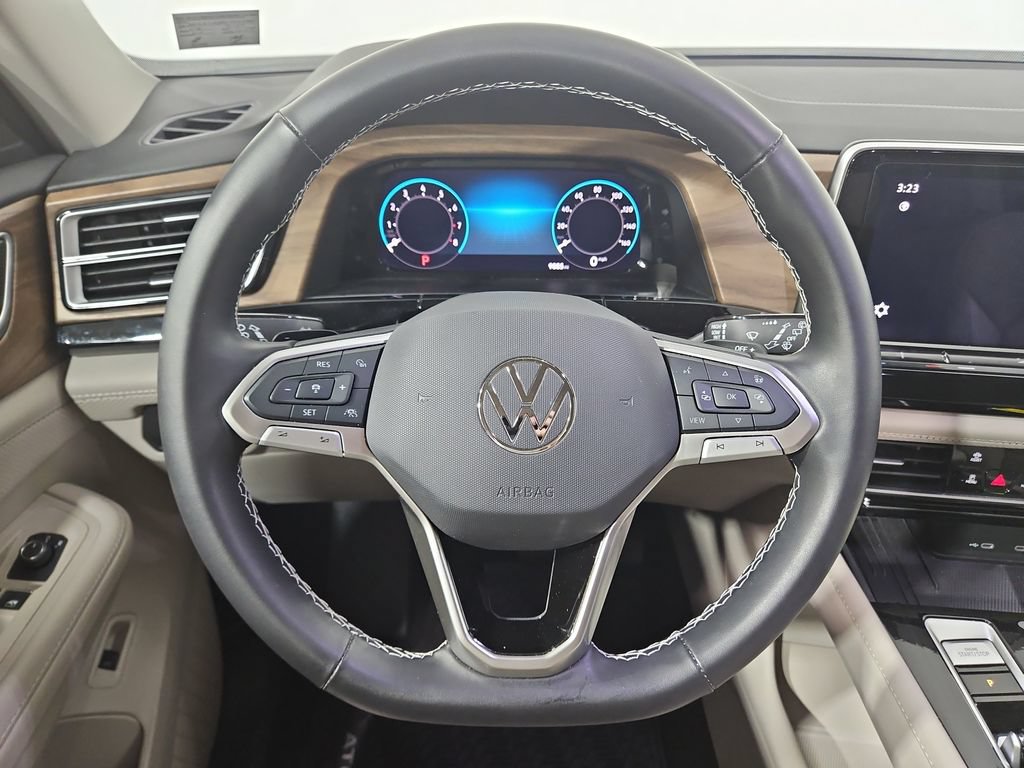 Certified 2025 Volkswagen Atlas SE AWD/4WD image 17