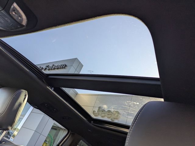 New 2026 Chrysler Pacifica Limited w/ S Appearance Package image 24