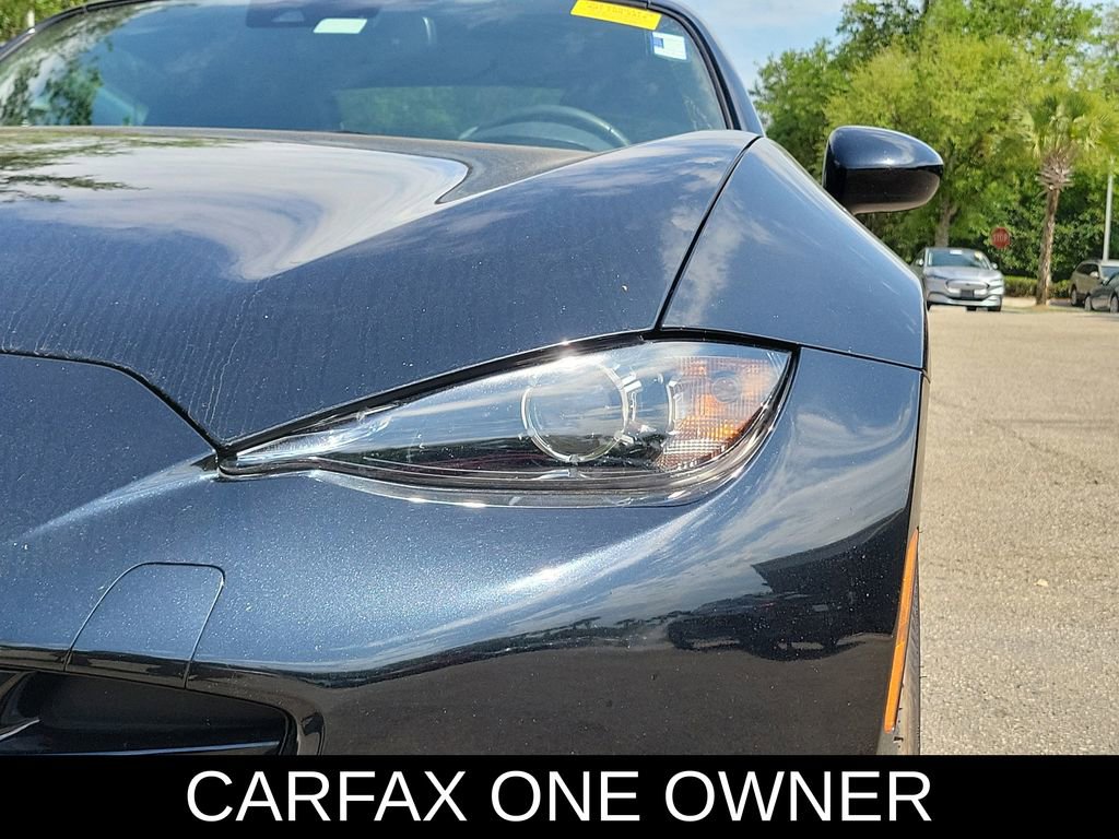 Used 2019 MAZDA MX-5 Miata RF Grand Touring RWD image 2