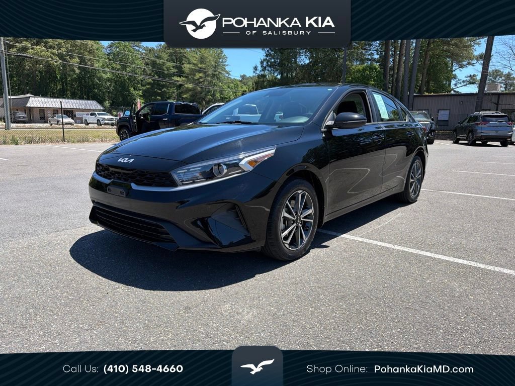 Used 2023 Kia Forte LXS w/ LXS Technology Package FWD image 1