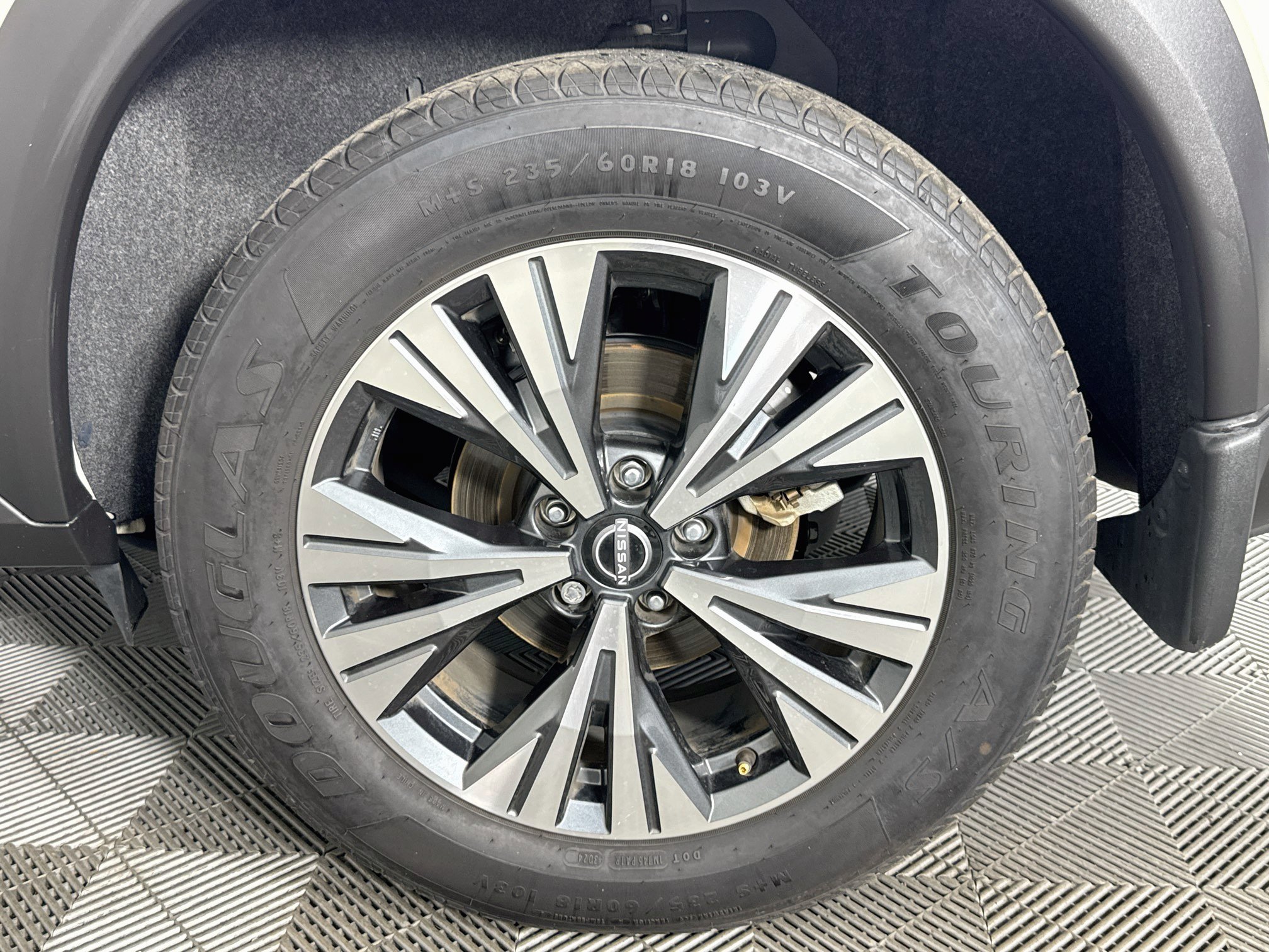 Used 2023 Nissan Rogue SV FWD image 35