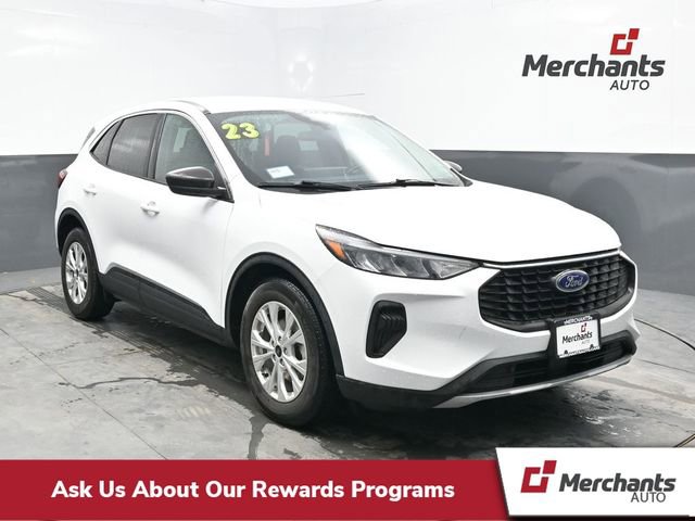 Used 2023 Ford Escape Active w/ Tech Pack #1 FWD image 1