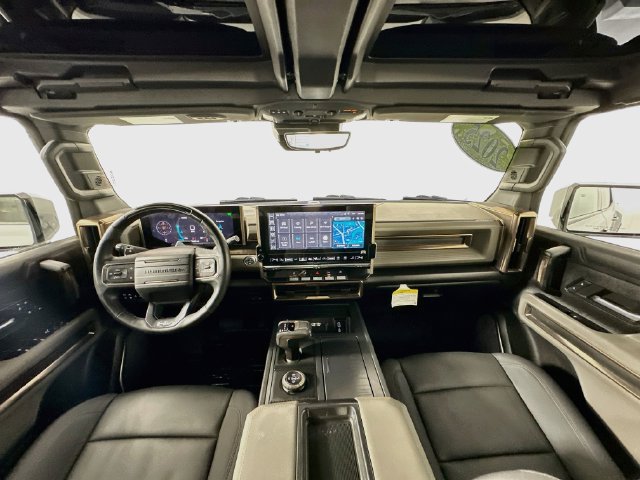 Used 2025 GMC Hummer EV 2X AWD/4WD image 3